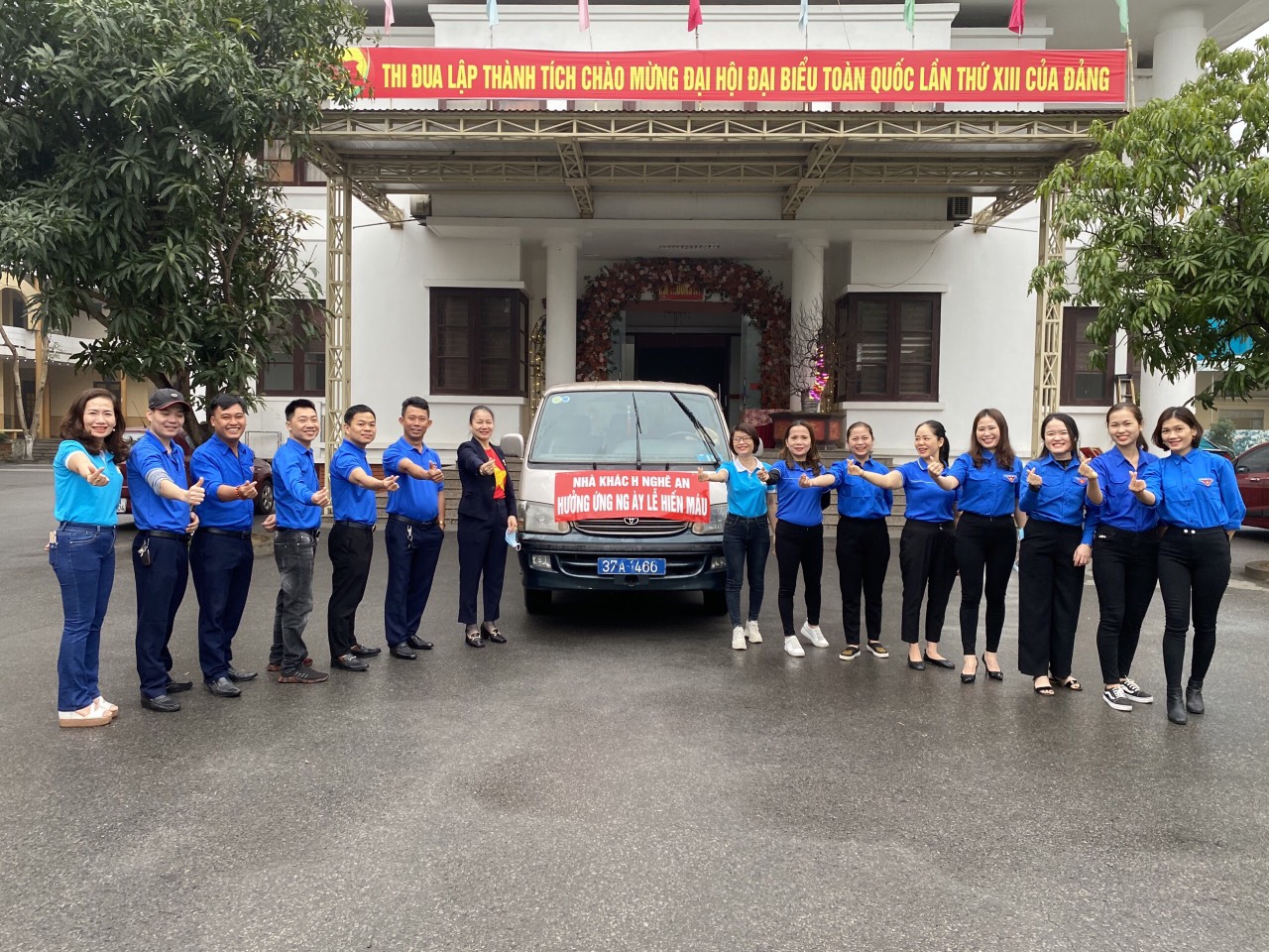 Hưởng ứng chương trình 